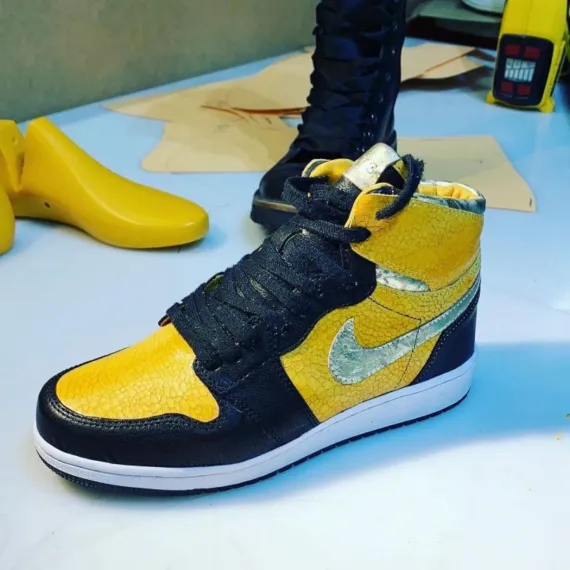 CRÉEZ VOTRE PAIRE DE AIR JORDAN 1 UNIQUE - 3 JOURS