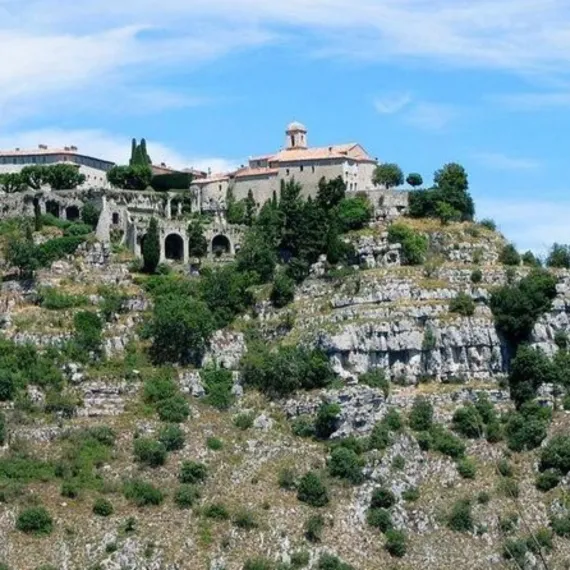 Visite : Grasse, Gourdon, Valbonne : campagne et dégustation de vins